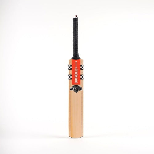 GN Shockwave Thunder Cricket Bat - Junior Sizes