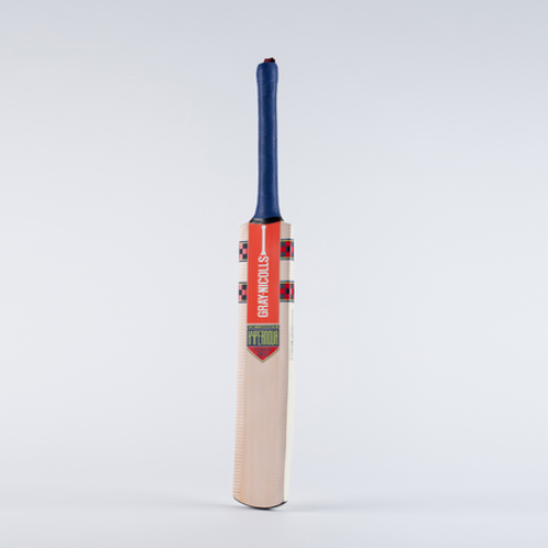 Hypernova Thunder Cricket Bat - Juniors